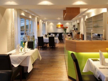 Foto:  Lindenallee
